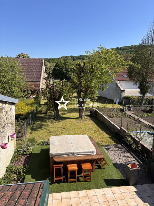 Maison - 94 m² - 5 pièces