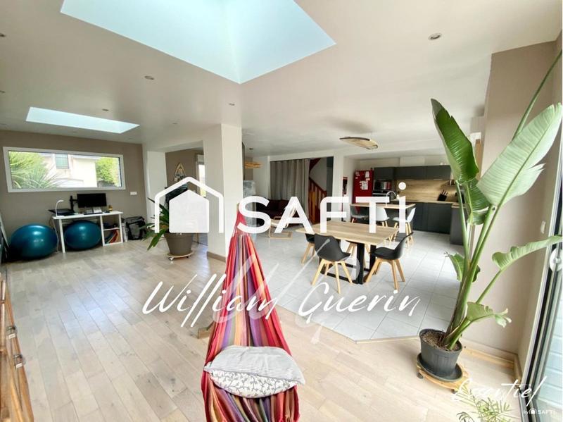 Maison - 130 m² - 6 pièces