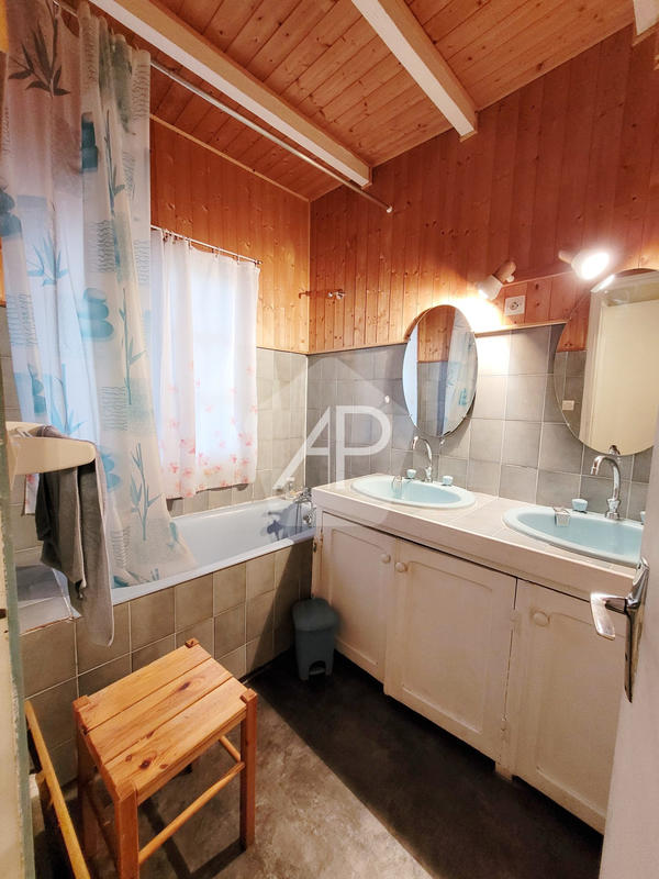 Châlet - 100 m² - 6 pièces