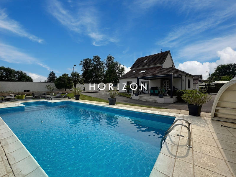 Maison ancienne - 165 m² - 8 pièces