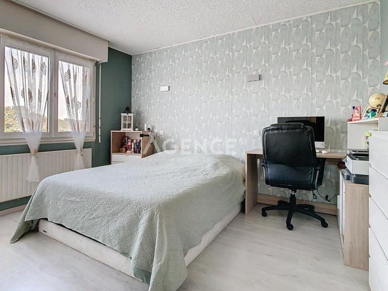 Maison - 95 m² - 4 pièces