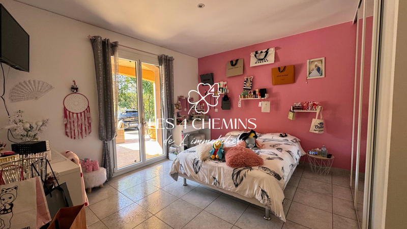 Villa - 140 m² - 4 pièces