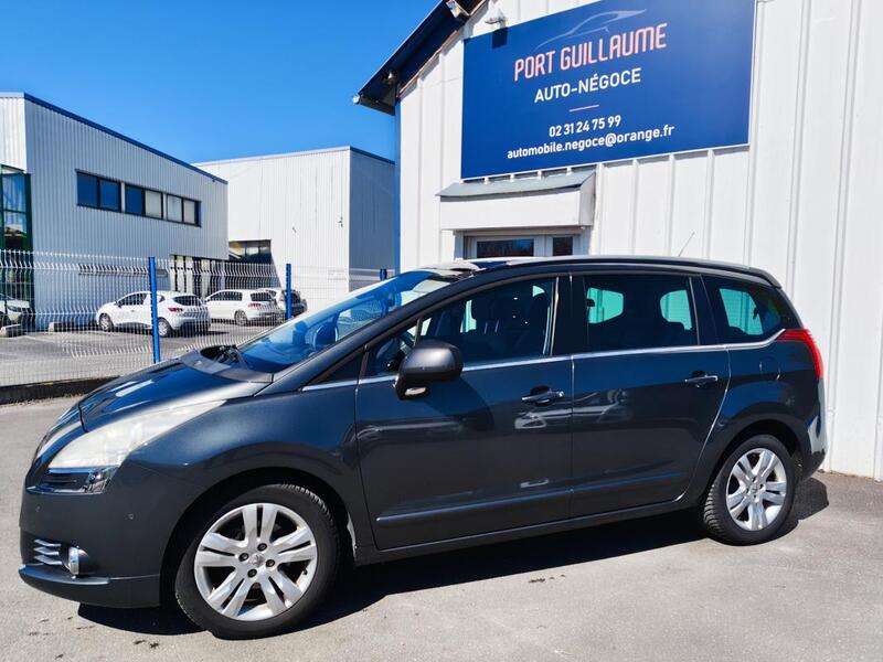 Peugeot 5008 1.6 Hdi 112 ch 7places