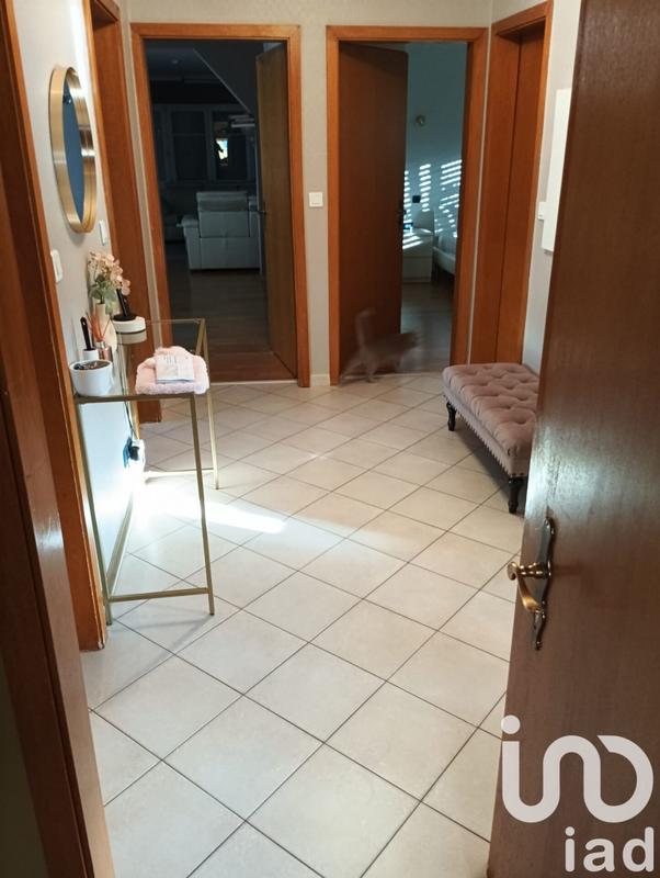 Maison - 230 m² - 12 pièces