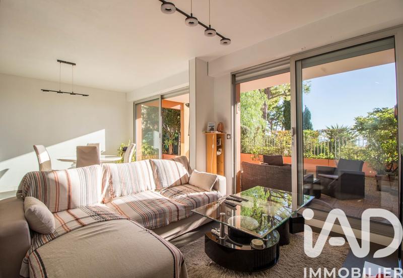 Appartement - 90 m² - 4 pièces