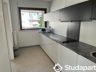 Chambre - 14 m² - 1 pièce