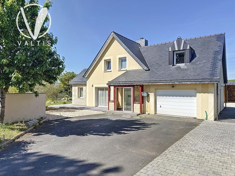 Maison contemporaine - 152 m² - 7 pièces
