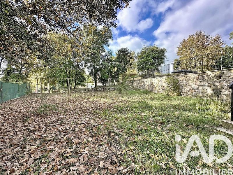 Maison - 186 m² - 6 pièces