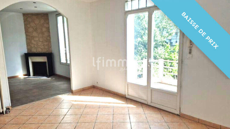 Propriété - 90 m² - 5 pièces