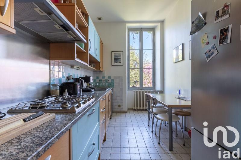 Maison - 200 m² - 8 pièces