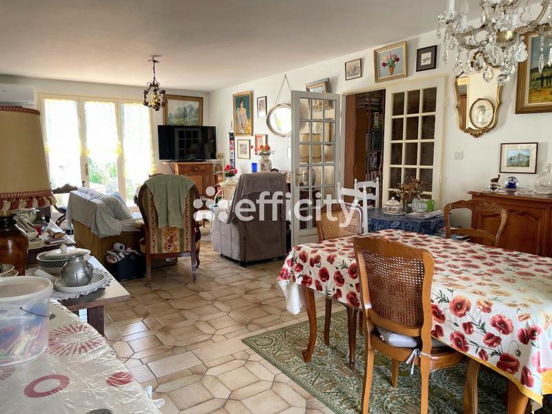 Maison - 140 m² - 5 pièces