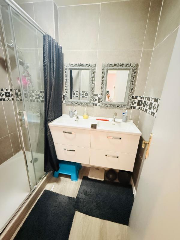 Appartement - 76 m² - 4 pièces