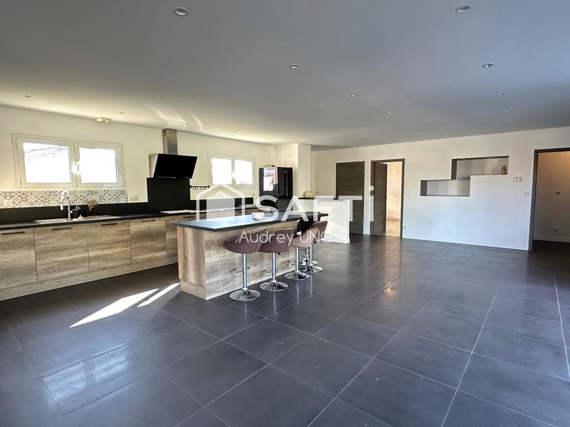 Maison - 122 m² - 5 pièces