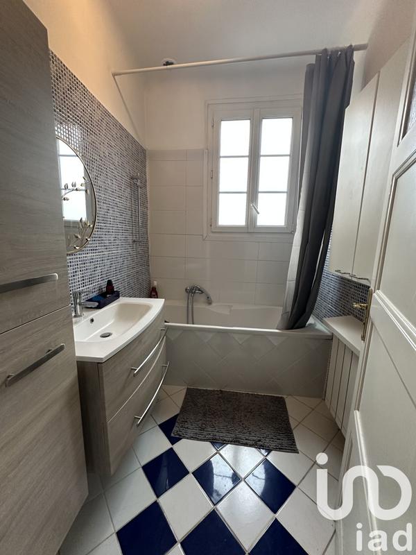 Maison - 100 m² - 6 pièces