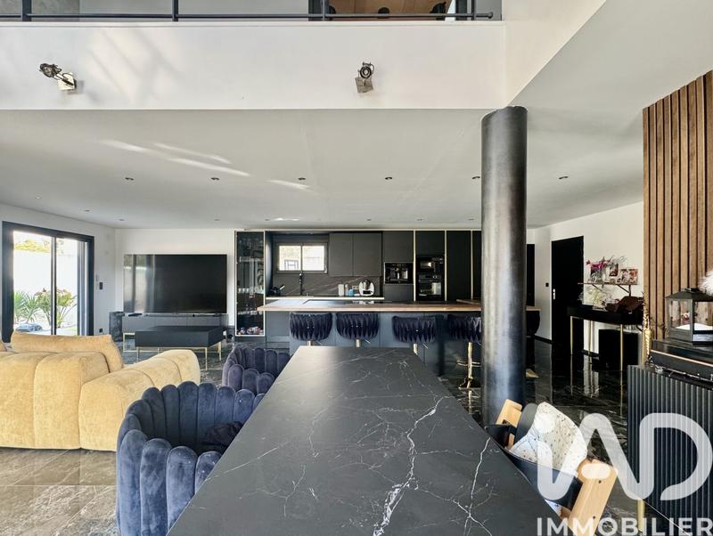 Maison - 136 m² - 5 pièces