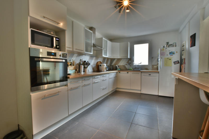 Maison - 123 m² - 7 pièces