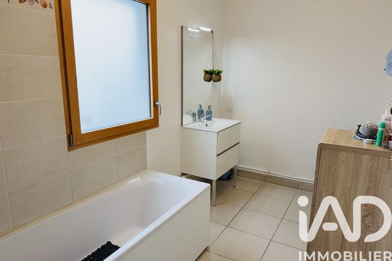 Maison - 84 m² - 4 pièces