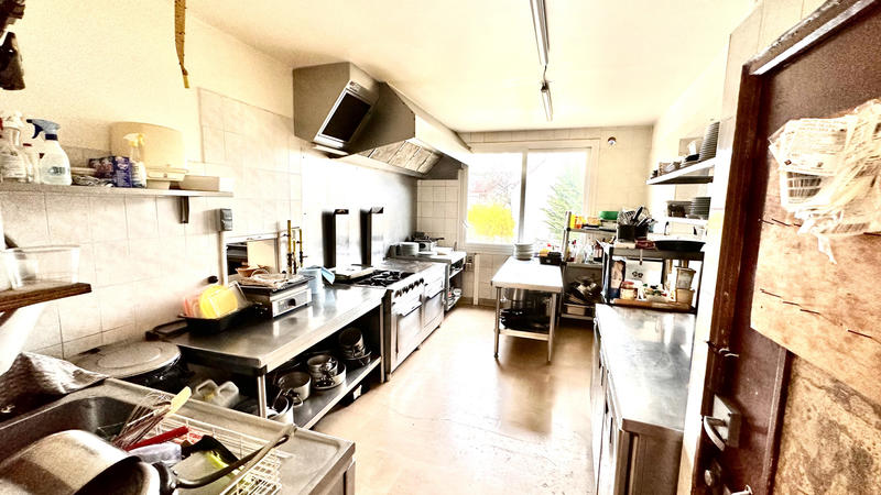 Fonds de commerce - Magasins - 155 m²