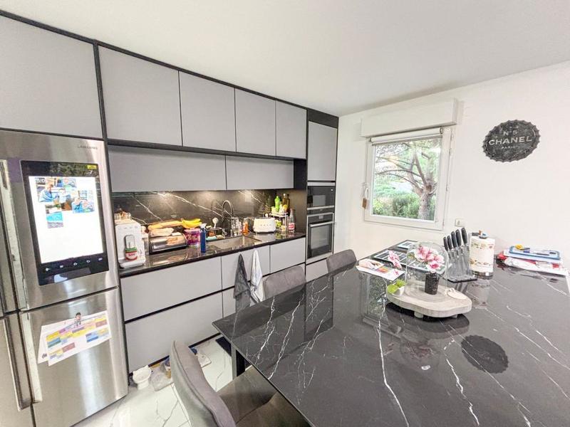 Appartement - 72 m² - 3 pièces