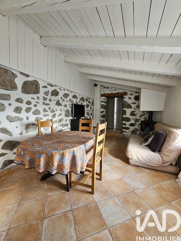 Maison - 278 m² - 4 pièces