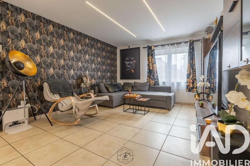 Maison - 98 m² - 5 pièces