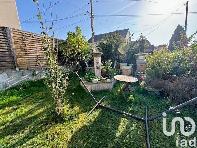 Maison - 85 m² - 5 pièces