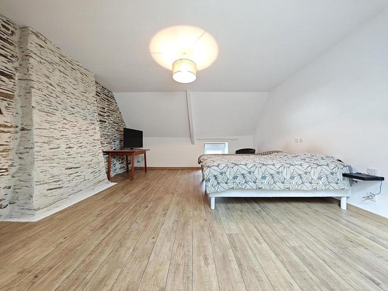 Maison - 168 m² - 6 pièces