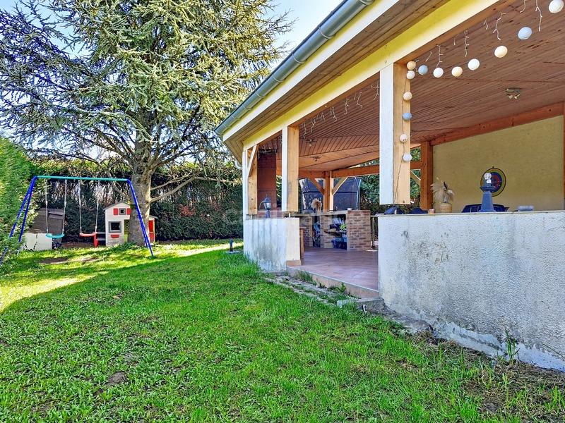 Maison - 106 m² - 5 pièces