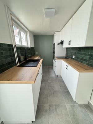 Maison - 80 m² - 5 pièces