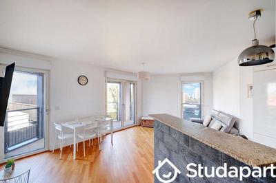 Appartement - 77 m² - 3 pièces