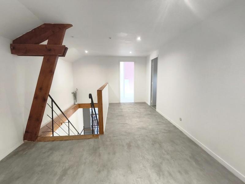 Maison - 168 m² - 6 pièces