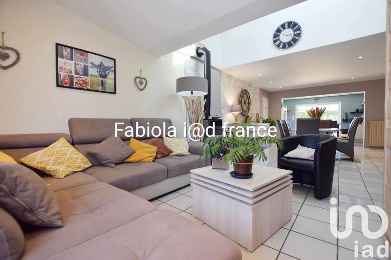 Maison - 192 m² - 11 pièces