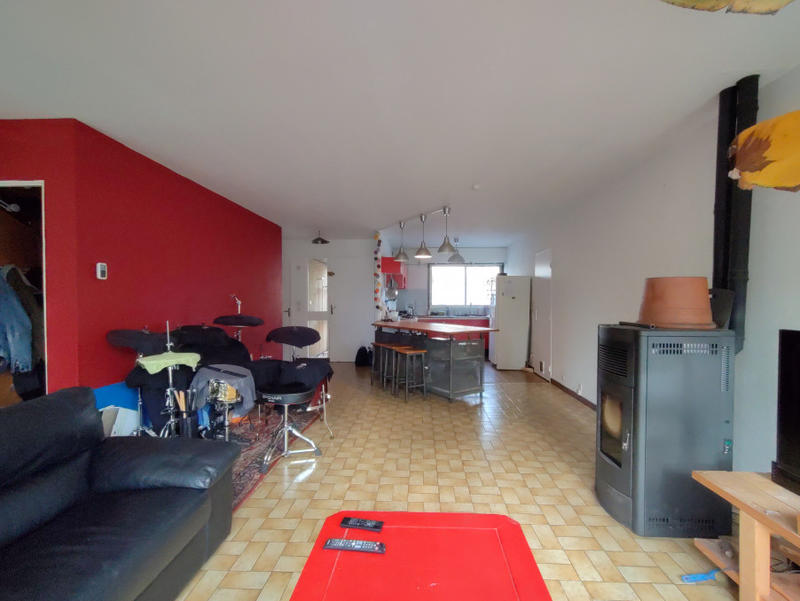 Maison - 90 m² - 4 pièces