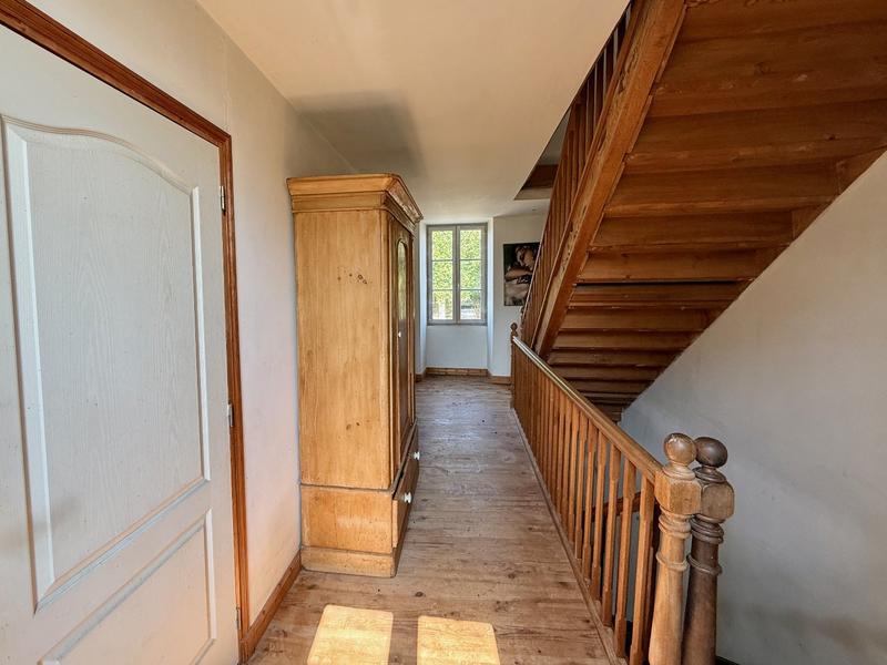 Maison - 300 m² - 10 pièces