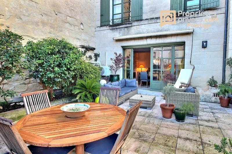 Appartement - 181 m² - 5 pièces