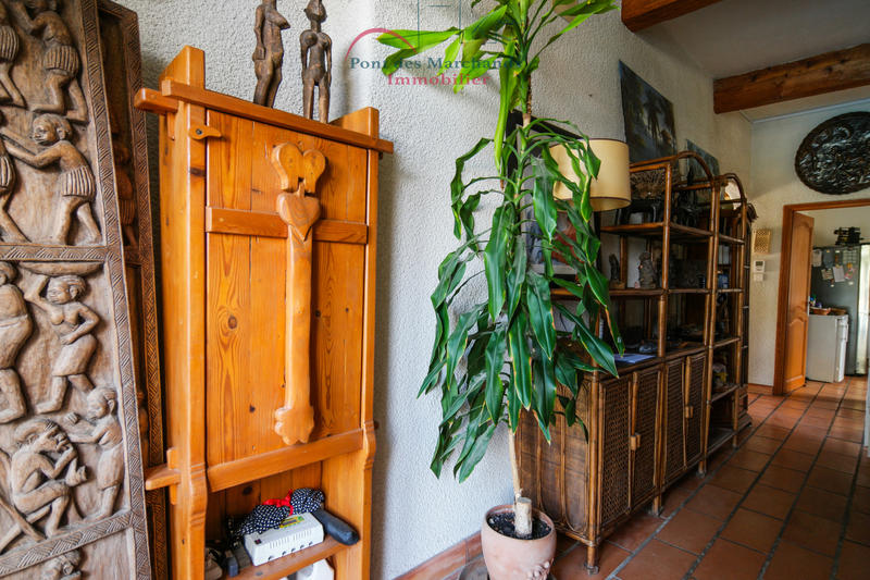 Maison - 230 m² - 6 pièces