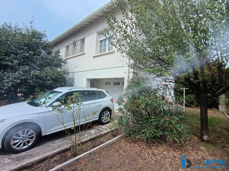 Maison - 138 m² - 6 pièces