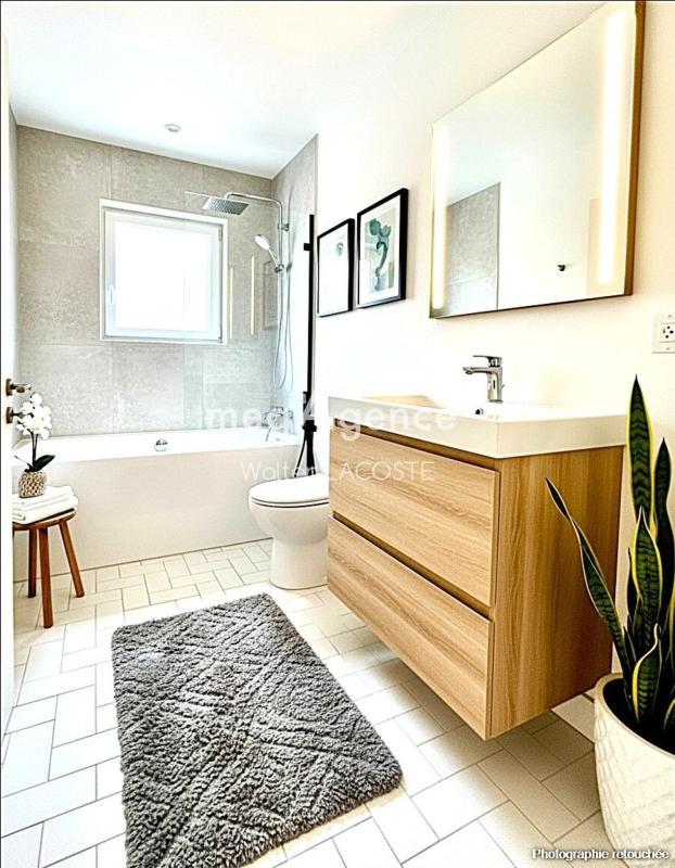 Maison traditionnelle - 118 m² - 5 pièces