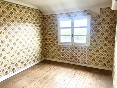 Maison - 86 m² - 5 pièces