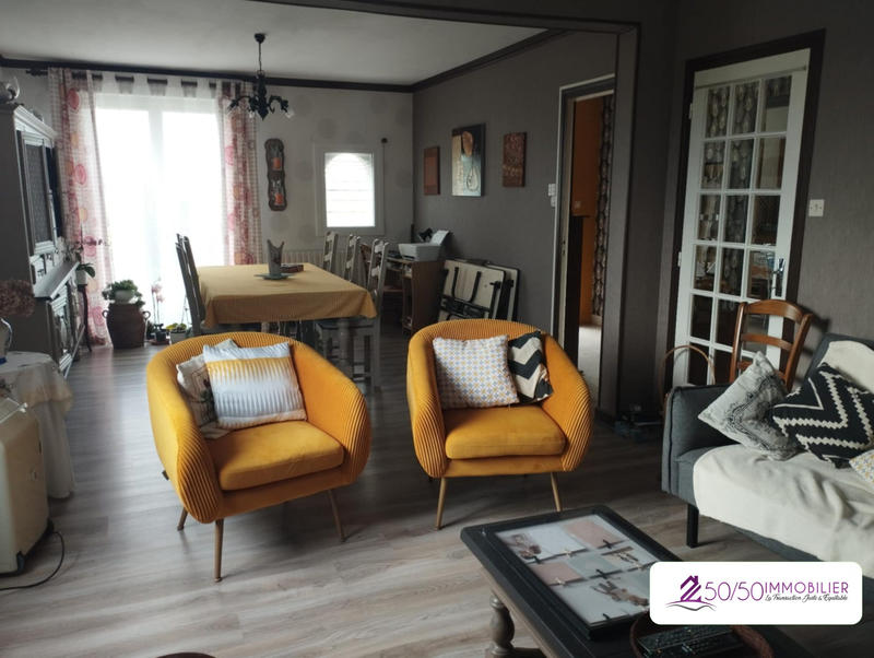 Maison ancienne - 216 m² - 12 pièces