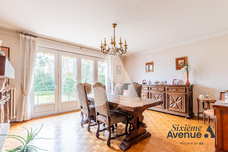 Maison - 123 m² - 6 pièces