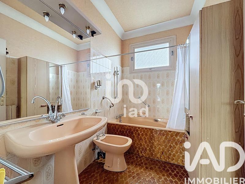 Maison - 138 m² - 5 pièces