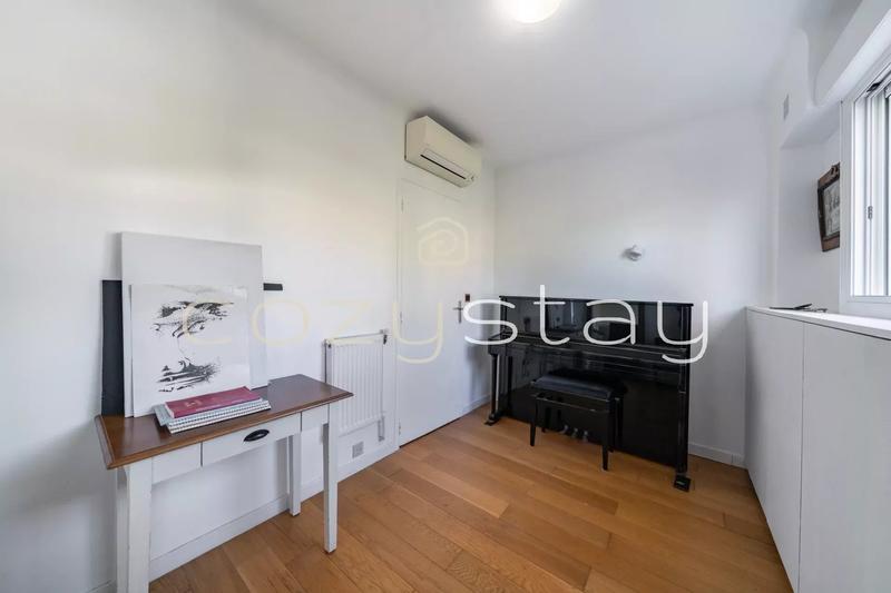 Appartement - 100 m² - 4 pièces