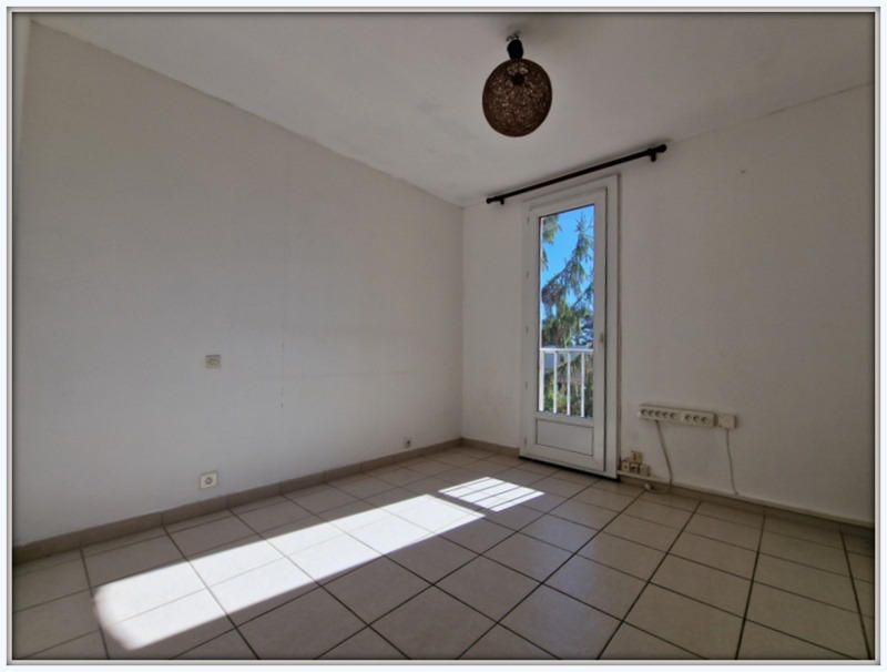 Appartement - 92 m² - 5 pièces