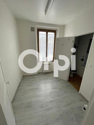 Immeuble - 135 m² - 6 pièces