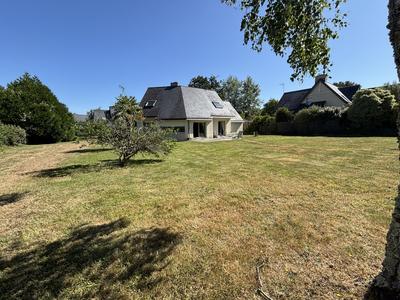 Maison contemporaine - 111 m² - 5 pièces