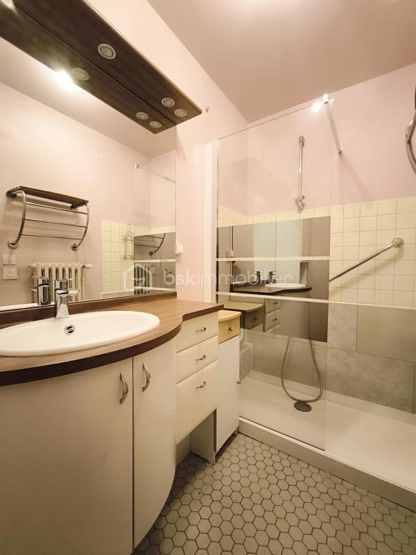 Appartement - 83 m² - 4 pièces