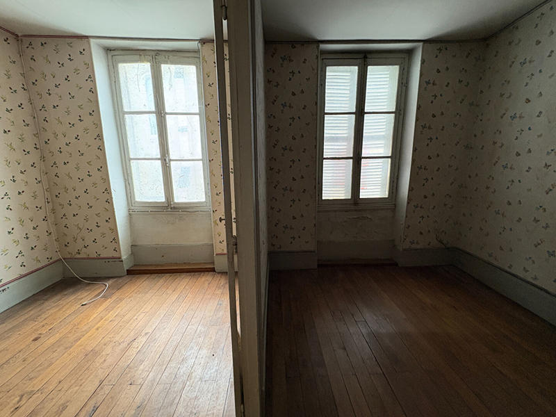 Maison - 181 m² - 6 pièces