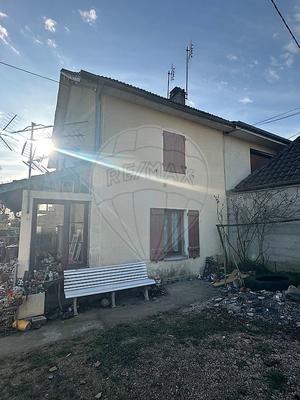 Maison - 80 m² - 4 pièces
