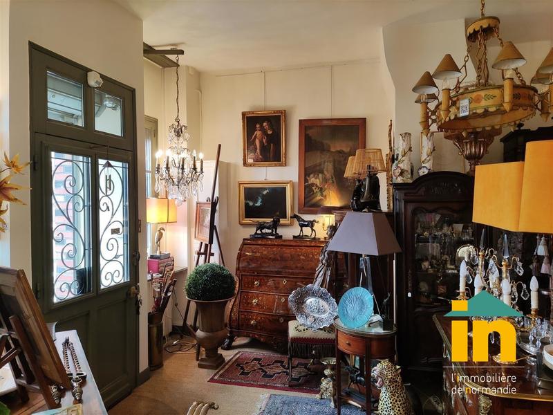 Demeure - 200 m² - 8 pièces